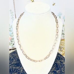 Gold Tone Paperclip Chain Necklace Adjustable Link Chain Modern 18–21”